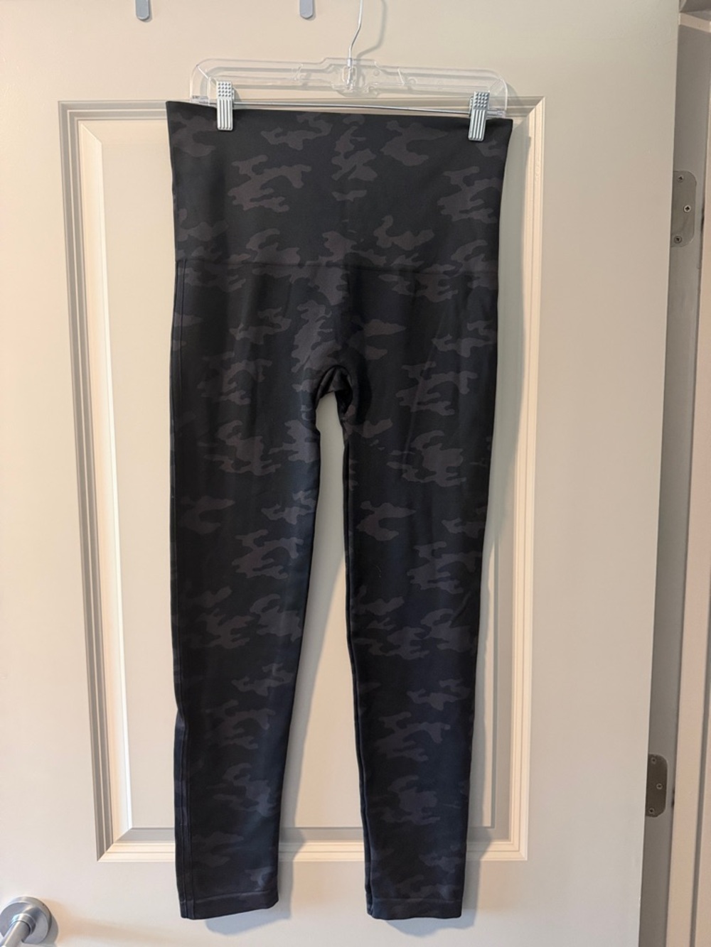 Spanx Black Camo Look at Me Now Leggings 2XL
